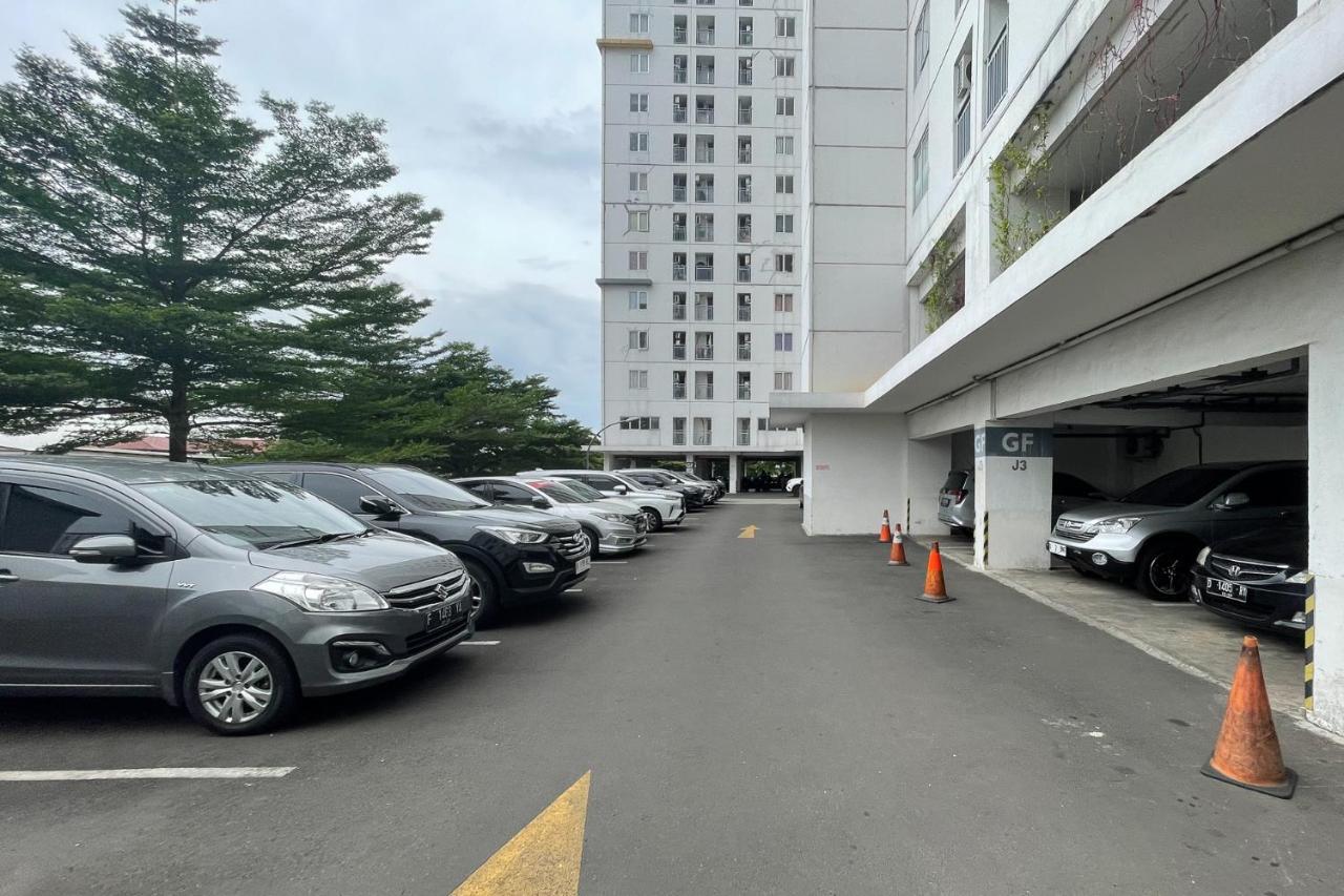 Redliving Bassura - Premium * Jakarta
